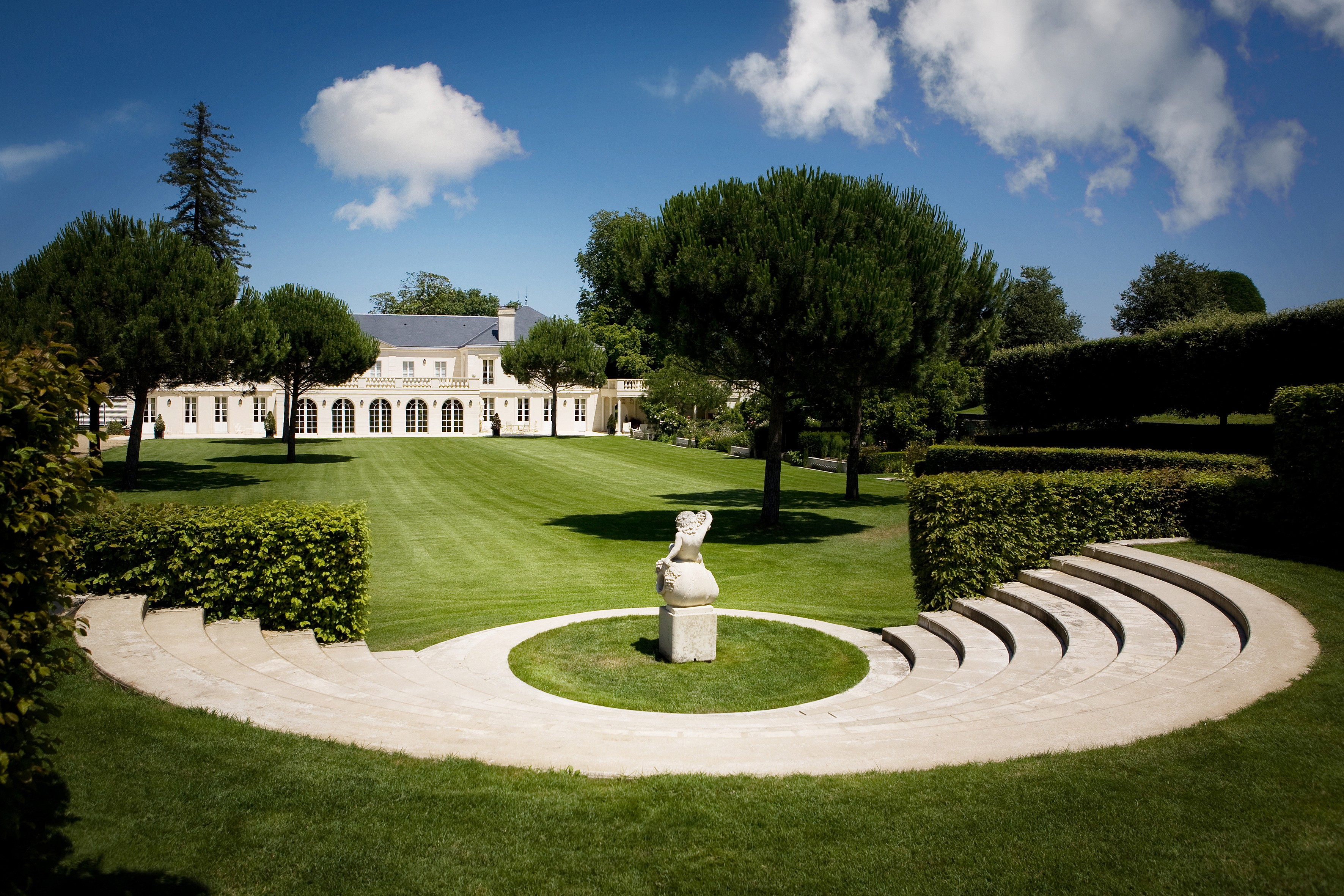 chateau malartic lagraviere